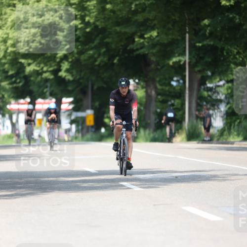 15.06.2025 - 7 Türme Triathlon Yannick Fuchs http://msf.ph/oto/7981368 15.06.2025 12:49:34 Radfahren 261, 366, 638, 671 meine-sportfotos.de