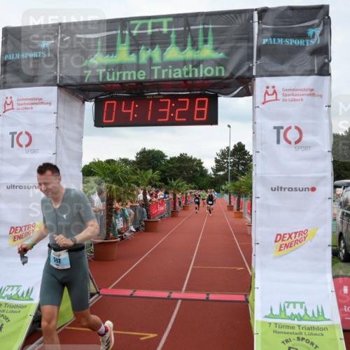 15.06.2025 - 7 Türme Triathlon Michael Strokosch http://msf.ph/oto/7981370 15.06.2025 14:13:28 Ziel 422, 545, 597 meine-sportfotos.de