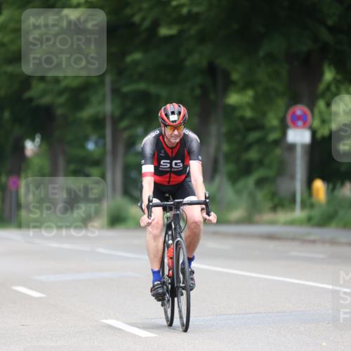 15.06.2025 - 7 Türme Triathlon Yannick Fuchs http://msf.ph/oto/7981392 15.06.2025 11:25:05 Radfahren  meine-sportfotos.de