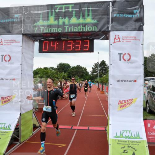15.06.2025 - 7 Türme Triathlon Michael Strokosch http://msf.ph/oto/7981420 15.06.2025 14:13:33 Ziel 422, 597, 638, 798 meine-sportfotos.de