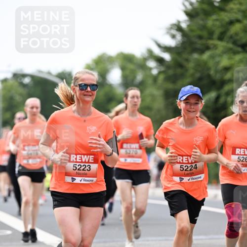 15.06.2025 - REWE Women's Run Dr. Thomas Lammeyer http://msf.ph/oto/7981426 15.06.2025 10:45:48 Laufen 5223, 5270 meine-sportfotos.de