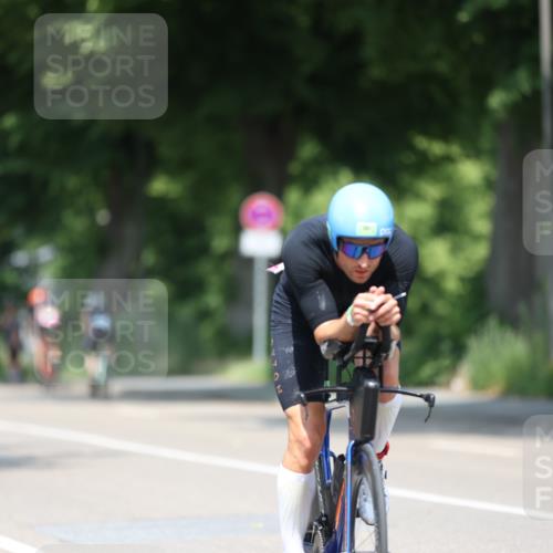 15.06.2025 - 7 Türme Triathlon Yannick Fuchs http://msf.ph/oto/7981448 15.06.2025 12:49:38 Radfahren 261, 462, 511, 638, 671 meine-sportfotos.de