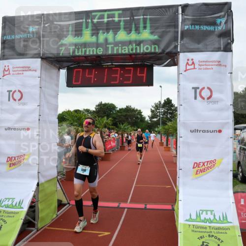 15.06.2025 - 7 Türme Triathlon Michael Strokosch http://msf.ph/oto/7981450 15.06.2025 14:13:34 Ziel 422, 591, 597, 638, 798, 948 meine-sportfotos.de