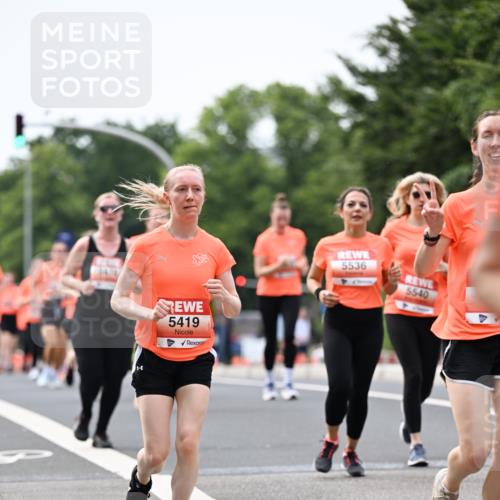 15.06.2025 - REWE Women's Run Dr. Thomas Lammeyer http://msf.ph/oto/7981493 15.06.2025 10:45:50 Laufen 3614, 5419, 5536, 5540 meine-sportfotos.de