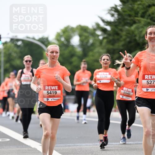 15.06.2025 - REWE Women's Run Dr. Thomas Lammeyer http://msf.ph/oto/7981499 15.06.2025 10:45:50 Laufen 9618, 5419, 5536, 5540, 527 meine-sportfotos.de