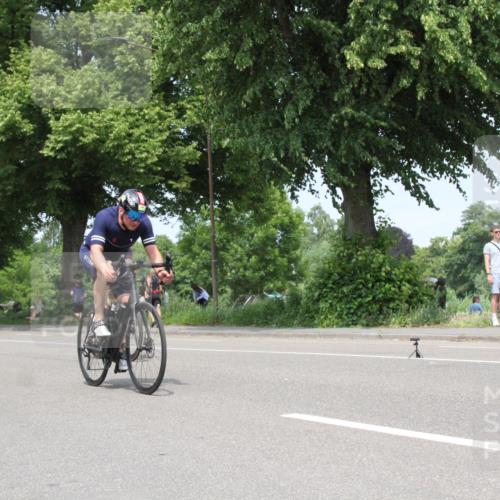 15.06.2025 - 7 Türme Triathlon Yannick Fuchs http://msf.ph/oto/7981512 15.06.2025 13:29:15 Radfahren  meine-sportfotos.de