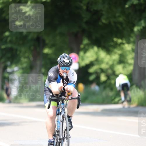 15.06.2025 - 7 Türme Triathlon Yannick Fuchs http://msf.ph/oto/7981530 15.06.2025 12:49:50 Radfahren 260, 466, 498, 677 meine-sportfotos.de