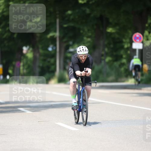 15.06.2025 - 7 Türme Triathlon Yannick Fuchs http://msf.ph/oto/7981548 15.06.2025 12:49:51 Radfahren 260, 466, 498, 677 meine-sportfotos.de