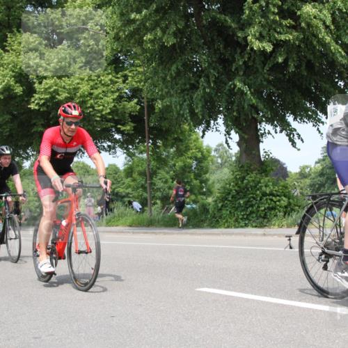 15.06.2025 - 7 Türme Triathlon Yannick Fuchs http://msf.ph/oto/7981554 15.06.2025 13:29:20 Radfahren  meine-sportfotos.de