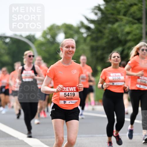 15.06.2025 - REWE Women's Run Dr. Thomas Lammeyer http://msf.ph/oto/7981555 15.06.2025 10:45:51 Laufen 5419, 5536, 5541 meine-sportfotos.de