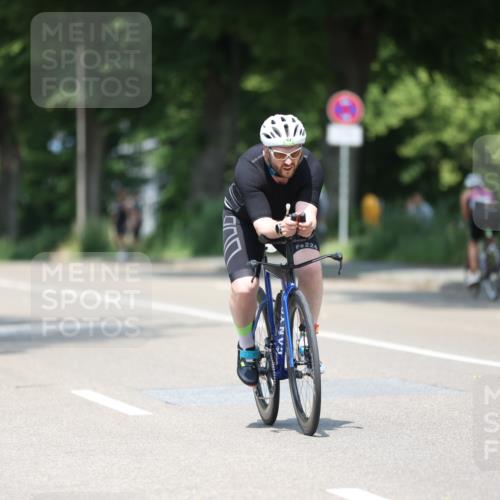 15.06.2025 - 7 Türme Triathlon Yannick Fuchs http://msf.ph/oto/7981560 15.06.2025 12:49:52 Radfahren 260, 466, 498, 677 meine-sportfotos.de