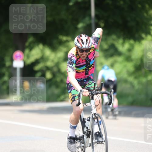 15.06.2025 - 7 Türme Triathlon Yannick Fuchs http://msf.ph/oto/7981639 15.06.2025 12:49:55 Radfahren 466, 498, 677 meine-sportfotos.de