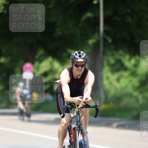 15.06.2025 - 7 Türme Triathlon Yannick Fuchs http://msf.ph/oto/7981669 15.06.2025 12:49:58 Radfahren 498 meine-sportfotos.de