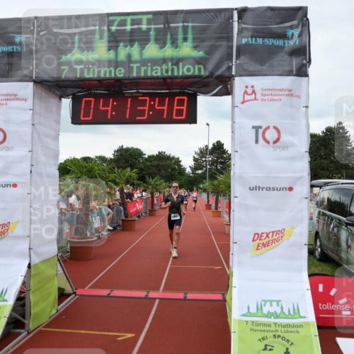 15.06.2025 - 7 Türme Triathlon Michael Strokosch http://msf.ph/oto/7981684 15.06.2025 14:13:48 Ziel 674 meine-sportfotos.de