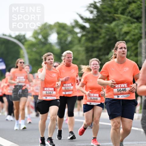 15.06.2025 - REWE Women's Run Dr. Thomas Lammeyer http://msf.ph/oto/7981697 15.06.2025 10:45:55 Laufen 5387, 5321, 5388, 5646 meine-sportfotos.de