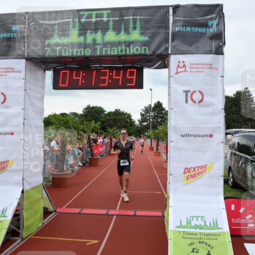 15.06.2025 - 7 Türme Triathlon Michael Strokosch http://msf.ph/oto/7981704 15.06.2025 14:13:48 Ziel 674 meine-sportfotos.de