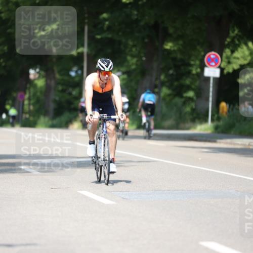 15.06.2025 - 7 Türme Triathlon Yannick Fuchs http://msf.ph/oto/7981712 15.06.2025 12:49:59 Radfahren 498 meine-sportfotos.de