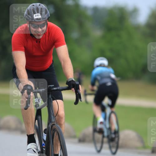15.06.2025 - 27. Vierlanden-Triathlon H.Heesch http://msf.ph/oto/7981723 15.06.2025 10:48:59 Radfahren 378, 440, 469 meine-sportfotos.de