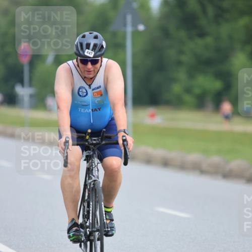 15.06.2025 - 27. Vierlanden-Triathlon H.Heesch http://msf.ph/oto/7981761 15.06.2025 10:49:13 Radfahren 6, 29, 115, 447 meine-sportfotos.de