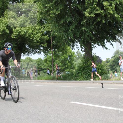 15.06.2025 - 7 Türme Triathlon Yannick Fuchs http://msf.ph/oto/7981785 15.06.2025 13:30:11 Radfahren  meine-sportfotos.de