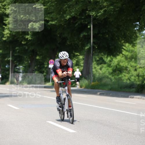 15.06.2025 - 7 Türme Triathlon Yannick Fuchs http://msf.ph/oto/7981787 15.06.2025 12:50:09 Radfahren 301, 371, 679 meine-sportfotos.de