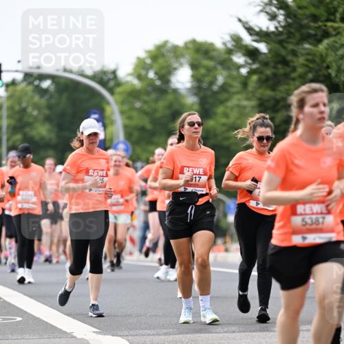 15.06.2025 - REWE Women's Run Dr. Thomas Lammeyer http://msf.ph/oto/7981813 15.06.2025 10:45:57 Laufen 17, 5387 meine-sportfotos.de