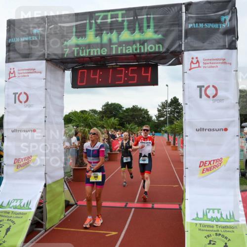 15.06.2025 - 7 Türme Triathlon Michael Strokosch http://msf.ph/oto/7981817 15.06.2025 14:13:54 Ziel 397, 445, 446, 674, 749, 1078 meine-sportfotos.de