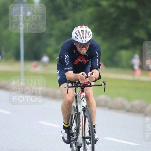 15.06.2025 - 27. Vierlanden-Triathlon H.Heesch http://msf.ph/oto/7981834 15.06.2025 10:49:46 Radfahren 232, 367, 613 meine-sportfotos.de