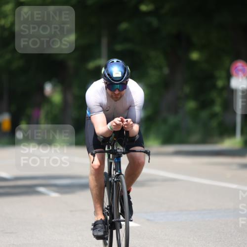 15.06.2025 - 7 Türme Triathlon Yannick Fuchs http://msf.ph/oto/7981863 15.06.2025 12:50:21 Radfahren 389, 530, 540, 560 meine-sportfotos.de