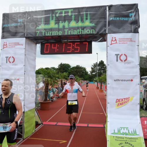 15.06.2025 - 7 Türme Triathlon Michael Strokosch http://msf.ph/oto/7981906 15.06.2025 14:13:57 Ziel 397, 445, 446, 749, 1078 meine-sportfotos.de