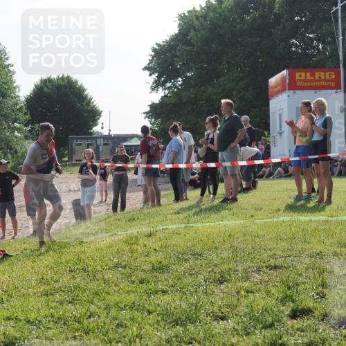 15.06.2025 - 27. Vierlanden-Triathlon KatJ http://msf.ph/oto/7981920 15.06.2025 08:47:58 Schwimmen 34, 193 meine-sportfotos.de