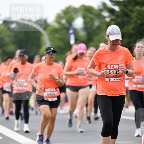 15.06.2025 - REWE Women's Run Dr. Thomas Lammeyer http://msf.ph/oto/7981947 15.06.2025 10:46:01 Laufen 5424, 5135, 6670 meine-sportfotos.de