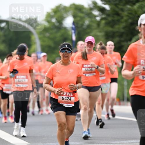 15.06.2025 - REWE Women's Run Dr. Thomas Lammeyer http://msf.ph/oto/7981978 15.06.2025 10:46:02 Laufen 5257, 5424, 5506, 59 meine-sportfotos.de