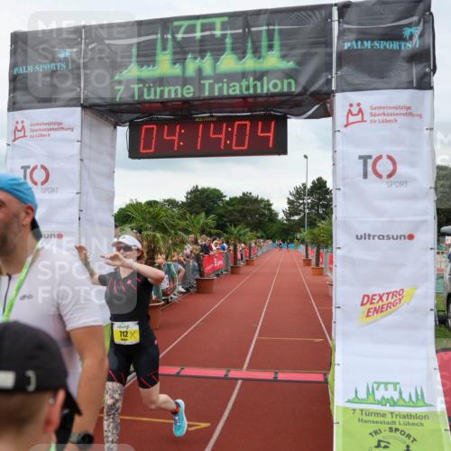 15.06.2025 - 7 Türme Triathlon Michael Strokosch http://msf.ph/oto/7981984 15.06.2025 14:14:04 Ziel 445, 712, 1078 meine-sportfotos.de
