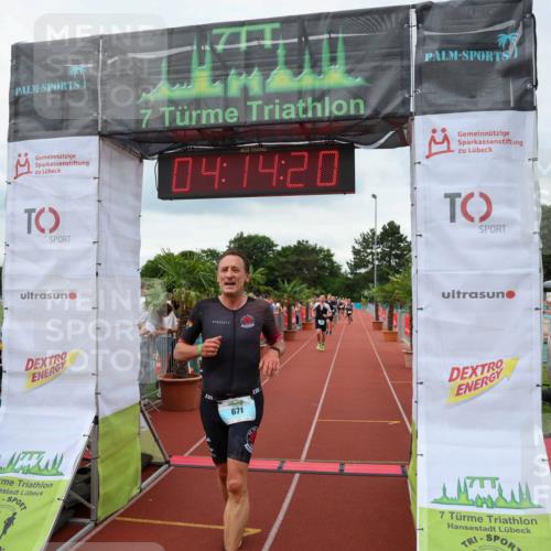 15.06.2025 - 7 Türme Triathlon Michael Strokosch http://msf.ph/oto/7981988 15.06.2025 14:14:20 Ziel 671 meine-sportfotos.de