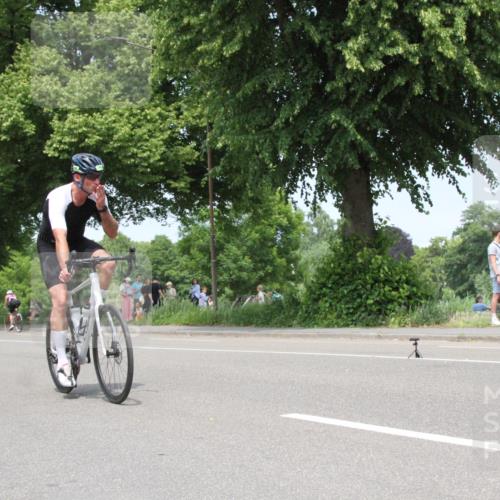 15.06.2025 - 7 Türme Triathlon Yannick Fuchs http://msf.ph/oto/7982040 15.06.2025 13:30:54 Radfahren  meine-sportfotos.de