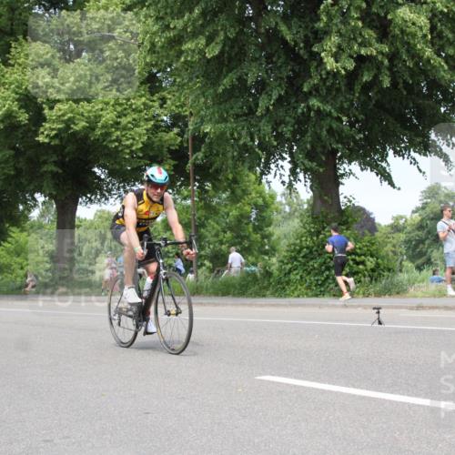 15.06.2025 - 7 Türme Triathlon Yannick Fuchs http://msf.ph/oto/7982067 15.06.2025 13:31:14 Radfahren  meine-sportfotos.de