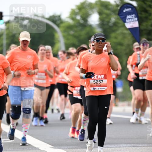 15.06.2025 - REWE Women's Run Dr. Thomas Lammeyer http://msf.ph/oto/7982078 15.06.2025 10:46:04 Laufen 5257 meine-sportfotos.de