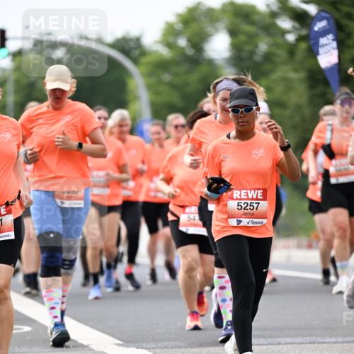 15.06.2025 - REWE Women's Run Dr. Thomas Lammeyer http://msf.ph/oto/7982087 15.06.2025 10:46:04 Laufen 1, 3433, 54, 5257 meine-sportfotos.de