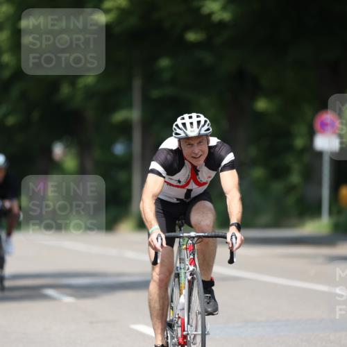 15.06.2025 - 7 Türme Triathlon Yannick Fuchs http://msf.ph/oto/7982097 15.06.2025 12:50:43 Radfahren 293, 396, 451, 678 meine-sportfotos.de