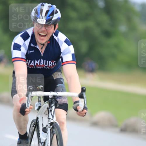 15.06.2025 - 27. Vierlanden-Triathlon H.Heesch http://msf.ph/oto/7982113 15.06.2025 10:51:32 Radfahren 612 meine-sportfotos.de