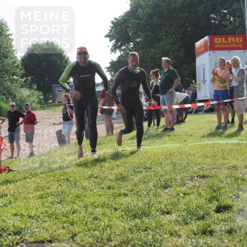 15.06.2025 - 27. Vierlanden-Triathlon KatJ http://msf.ph/oto/7982120 15.06.2025 08:48:08 Schwimmen 16, 34, 167, 193 meine-sportfotos.de