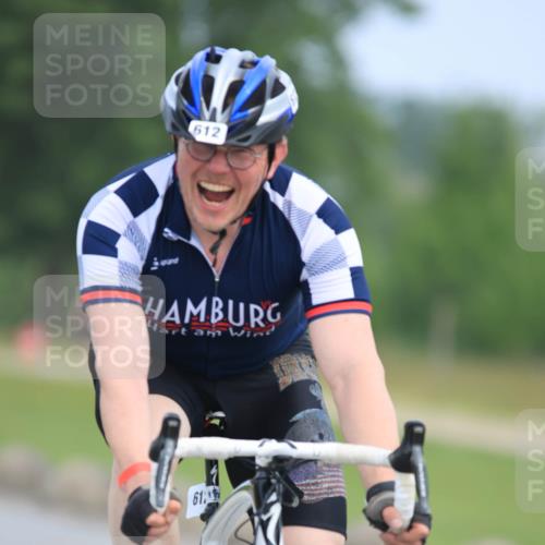 15.06.2025 - 27. Vierlanden-Triathlon H.Heesch http://msf.ph/oto/7982121 15.06.2025 10:51:32 Radfahren 612 meine-sportfotos.de
