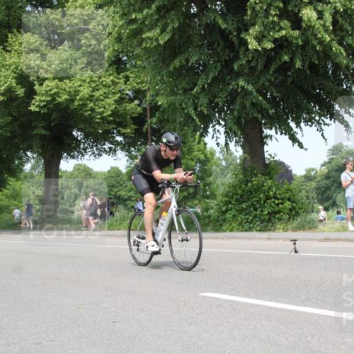 15.06.2025 - 7 Türme Triathlon Yannick Fuchs http://msf.ph/oto/7982141 15.06.2025 13:31:33 Radfahren  meine-sportfotos.de