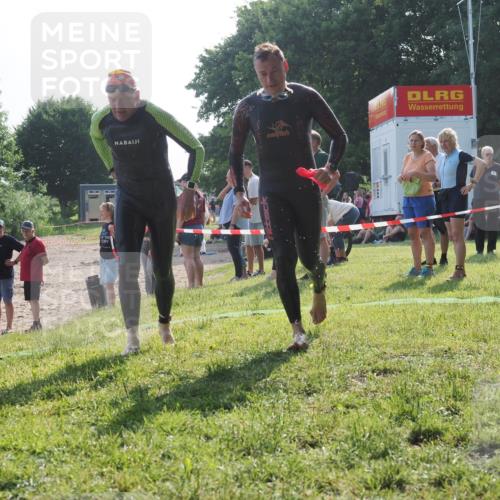 15.06.2025 - 27. Vierlanden-Triathlon KatJ http://msf.ph/oto/7982170 15.06.2025 08:48:09 Schwimmen 16, 34, 167, 193 meine-sportfotos.de