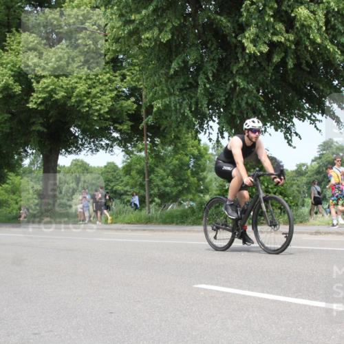15.06.2025 - 7 Türme Triathlon Yannick Fuchs http://msf.ph/oto/7982215 15.06.2025 13:31:50 Radfahren  meine-sportfotos.de