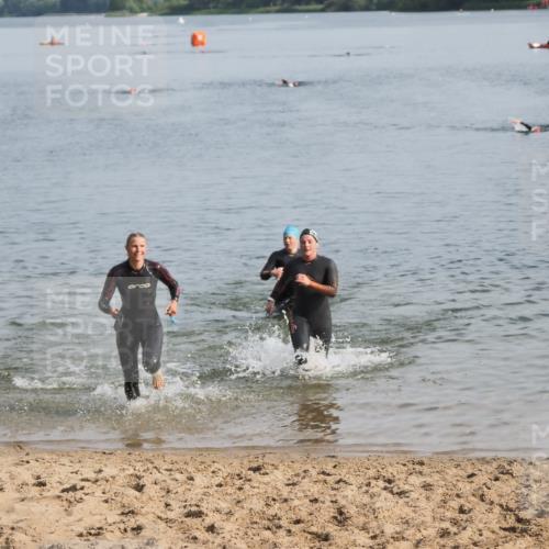 21.06.2025 - 27. Vierlanden-Triathlon MichiJ http://msf.ph/oto/7982230 15.06.2026 09:05:13 Schwimmen 205, 209, 221, 222 meine-sportfotos.de