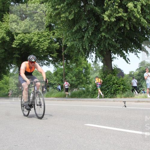 15.06.2025 - 7 Türme Triathlon Yannick Fuchs http://msf.ph/oto/7982241 15.06.2025 13:31:52 Radfahren  meine-sportfotos.de