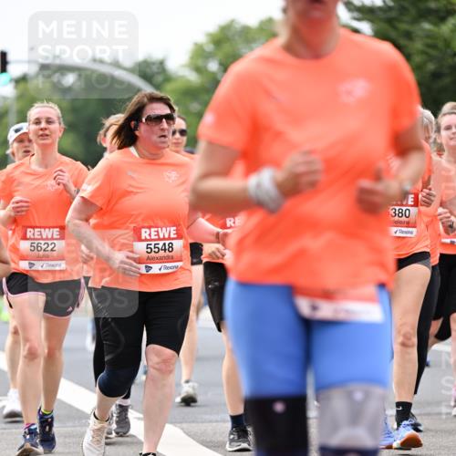 15.06.2025 - REWE Women's Run Dr. Thomas Lammeyer http://msf.ph/oto/7982271 15.06.2025 10:46:09 Laufen 5622, 5548, 380 meine-sportfotos.de