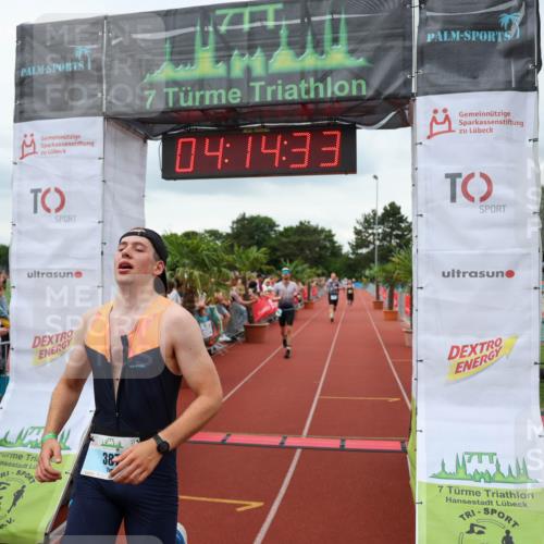 15.06.2025 - 7 Türme Triathlon Michael Strokosch http://msf.ph/oto/7982272 15.06.2025 14:14:33 Ziel 387, 560, 631, 656, 669, 758, 771, 813, 957 meine-sportfotos.de